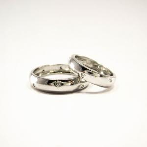 Nhẫn cưới kim cương